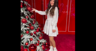 Rochie din colecţie noua 🤩 Incredibil de frumoasă!