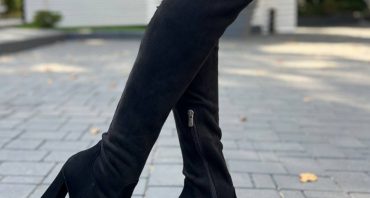 Cizme inalte  — piele naturală întoarsă si stretch