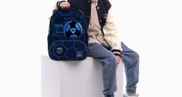 O nouă colecție colorată de ghiozdane școlare